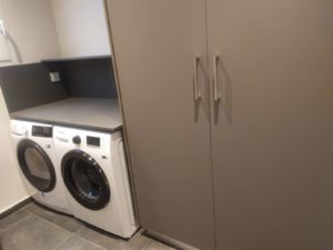 Reforma cuarto de lavandería y armarios a medida